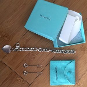Tiffany &CO. Authentic 💙 bracelet and earrings
